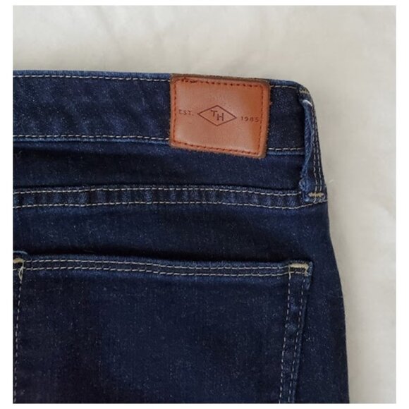 Tommy Hilfiger TH Flex Jeans Dark Wash Raw-Cuff Mid-Rise Denim Size 8 Capsule - Picture 9 of 12